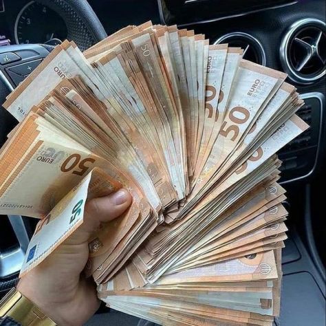 Money Vision Board, Stay At Home Jobs, Fake Money, Money Generator, Money On My Mind, Rich Money, Vision Board Manifestation, Manifesting Money, Money And Happiness