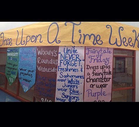 Student Council Activities, Spirit Week Themes, Spirit Day Ideas, Homecoming Spirit Week, School Spirit Week, Homecoming Themes, School Spirit Days, High School Homecoming, Homecoming Spirit