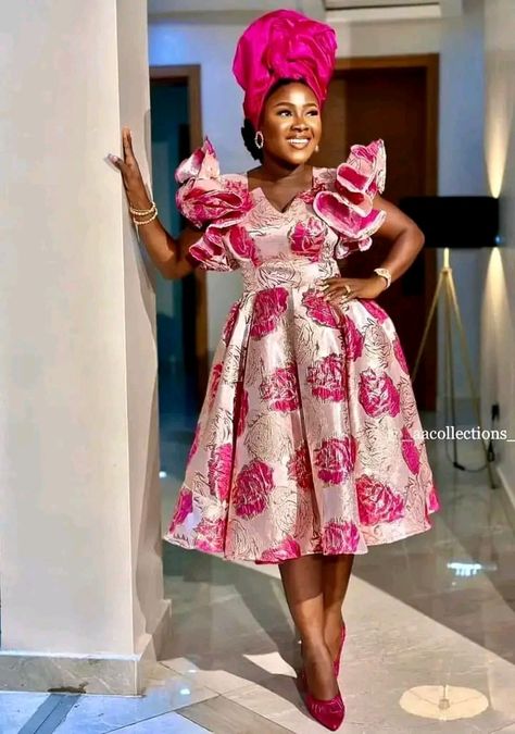 Brocade Flare Dress Styles, Material Dresses Style, Damask Short Gown Styles, Lace Styles Nigerian, Latest Material Gown Styles, Decent Outfits, Brocade Styles, Flare Gown Styles, Picking Roses