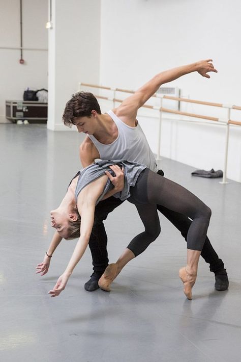 randombeautysls:Charlotte Ranson and Germain Louvet in rehearsal for Yvon Demol’s Merrymakingph. Christian Leibe Dancing Poses, Nourishing Food, Lindy Hop, Swing Dancing, Dance Movement, Dancing Aesthetic, Shall We Dance, Partner Dance, Human Poses Reference