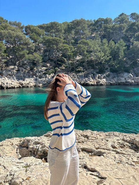 Italy Ocean, South Of France Aesthetic, French Beach, France Summer, France Aesthetic, Ocean Girl, Parisienne Chic, Build A Wardrobe, France Italy