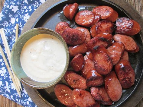 Keilbasa Breakfast, Kielbasa Appetizer, Mustard Dip, Cheesy Chicken Enchiladas, Ina Garten Recipes, Xmas Dinner, Kielbasa, Football Food, Appetizer Dips