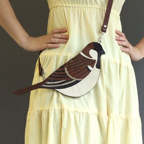 Sparrow Bird Bag by broundoor on Etsy, $200.00 Handbags Prada, Bird Purse, Sac Vanessa Bruno, Sew Ideas, Marchesa Spring, Shapes Design, Ideas Clothes, Design Bags, Behati Prinsloo