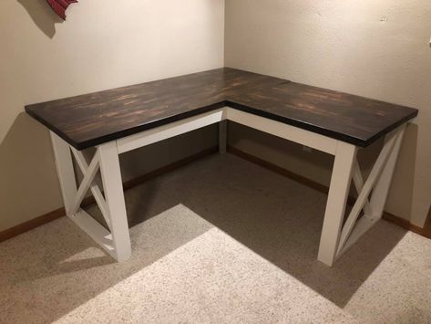 Simple L Shaped Desk Diy, Small L Shape Desk, L Shaped Farmhouse Desk, Corner Farmhouse Desk, Diy L Desk Ideas, Diy L Shape Desk With Storage, Farmhouse Corner Desk, L Shaped Craft Desk, L-shaped Desk