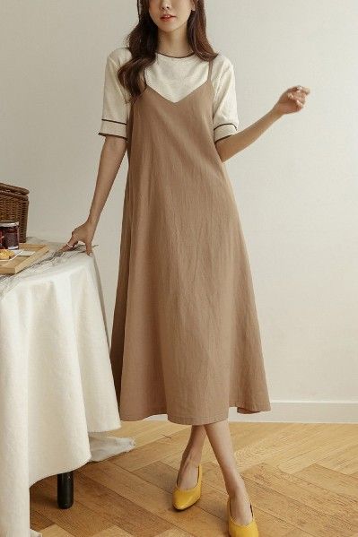 Korean Dress Pattern Sewing, String Dress, Stylish Blouses, Simple Frock Design, Modest Casual Outfits, Simple Frocks, Ladylike Style, Simple Kurti Designs, Fashion Top Outfits