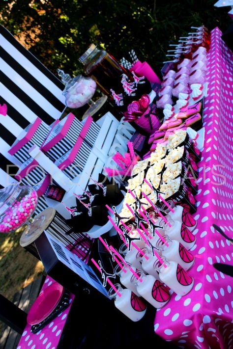 Michael Jordan Birthday, Ball Theme Party, Pink Birthday Theme, Jordan Birthday, Jordan Year, Basketball Theme Birthday, Party In The Park, 2023 Birthday, Jordan Baby Shower