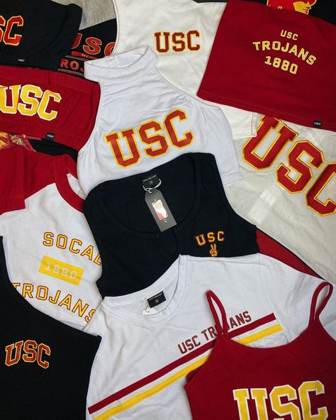 Usc Football Game Outfit, Usc Gameday Outfit, Usc Aesthetic Campus, Usc Aesthetic, Usc University, Usc College, Usc Hoodie, Usc Sweatshirt, University Inspiration