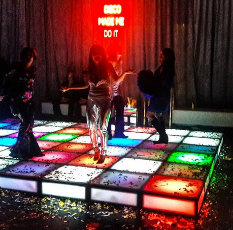 Disco Dance Floor, Light Up Dance Floor, Disco Floor, Dance Floor Rental, Studio 54 Party, Led Dance Floor, Disco Aesthetic, 70s Disco Party, T3 Vw