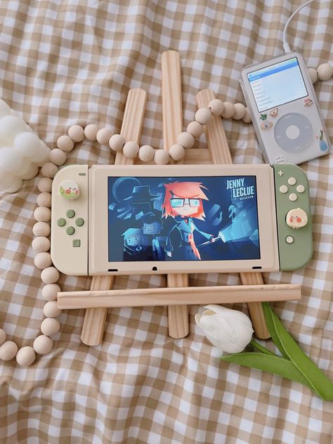 Nintendo Switch Aesthetic Green, Juliets Room, Switch Lite Aesthetic, Nintendo Switch Stand, Green Room Ideas Bedroom, Nintendo Aesthetic, Nintendo Accessories, Switch Aesthetic, Nintendo Lite