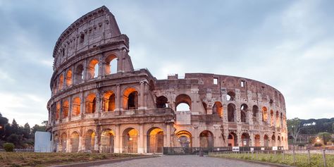 You've probably seen pictures of these famous buildings and structures throughout the world, but nothing compares to seeing them in person. Next time you're in any of these cities, be sure to pay them a visit. You won't be disappointed. Famous Architecture Buildings, Rome Vacation, Day Trips From Rome, Famous Architecture, Famous Buildings, Building Structure, Ancient Rome, Ancient Romans, Rome Italy