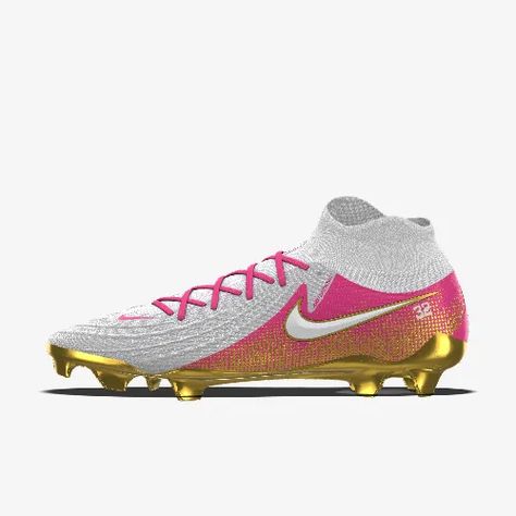 Custom Football Cleats Nike, Custom Nike Cleats, Pink Nike Soccer Cleats, Cute Cleats Soccer, Soccer Cleats Aesthetic, Cute Soccer Cleats, Nike Cleats Soccer, Cr7 Cleats, Custom Soccer Cleats