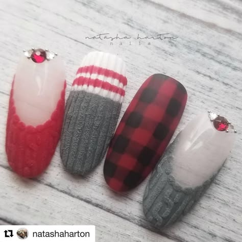 Diy Plaid Nails, Cozy Nails, Plaid Nail Designs, Plaid Nail Art, Winter Uniform, Plaid Nails, Sweater Nails, Pretty Nail Art Designs, Ugly Duckling