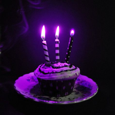 Neon purple candles and cupcake Neon Cupcakes, Candles Aesthetic Cozy, Cupcake Rainbow, Cupcake Candle, Purple Candles, Pretty In Purple, Candles In Fireplace, Purple Stuff, Purple Birthday