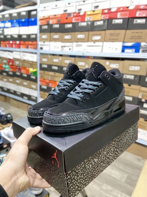 Jordan 3 Black, J3 Shoes, Retro 3 Jordans, Air Jordan 3 Retro Outfit, Jordan 3 Retro, Retro 3, Jordan 3 Outfit Men, Jordan Black Cat, Jordan 3 Outfit