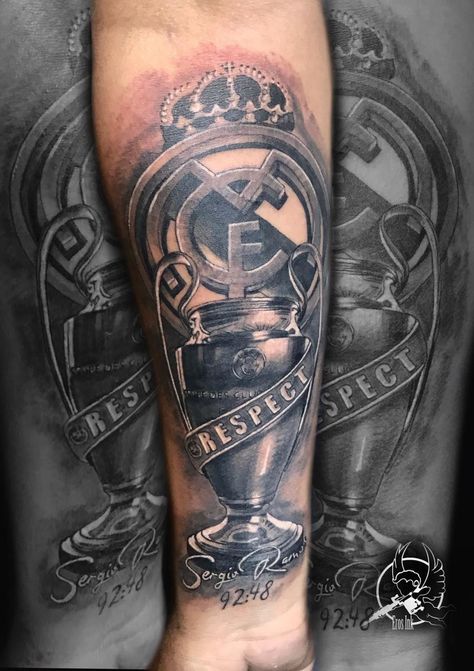 Real Madrid Tattoo Design, Real Madrid Tattoo Ideas, Real Madrid Tattoo, Chelsea Tattoo, Champion Tattoo, Madrid Tattoo, Real Madrid Logo, 7 Tattoo, Wolf Tattoo Sleeve