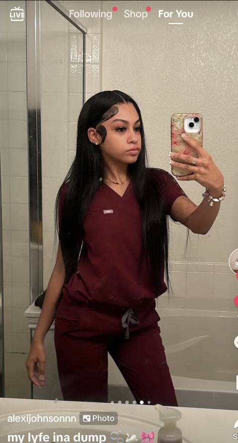 Scrubs Dental Assistant, Scrub Fits, Medical Scrubs Outfit, Vet Assistant, Scrubs Outfit, Scrubs Uniform, Scrub Life, Hip Muscles, Medical Aesthetic