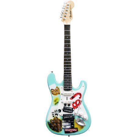 Billy Joe Armstrong, Yamaha Guitar, Mini Guitar, Joe Armstrong, Fender Guitar, Billie Joe Armstrong, Contemporary Music, Guitar Building, Learn Guitar