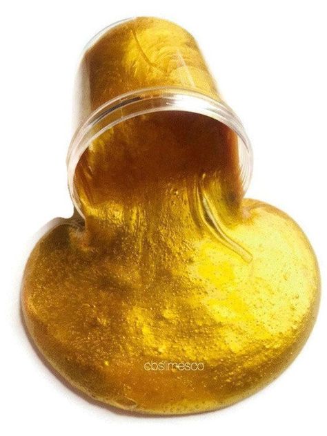 Gold Slime Spill! Slime Clothes, Borax Free Slime, Metallic Slime, Slime Clear, Free Slime, Borax Slime, Clear Slime, Cartoon Character Pictures, Skin Care Cream