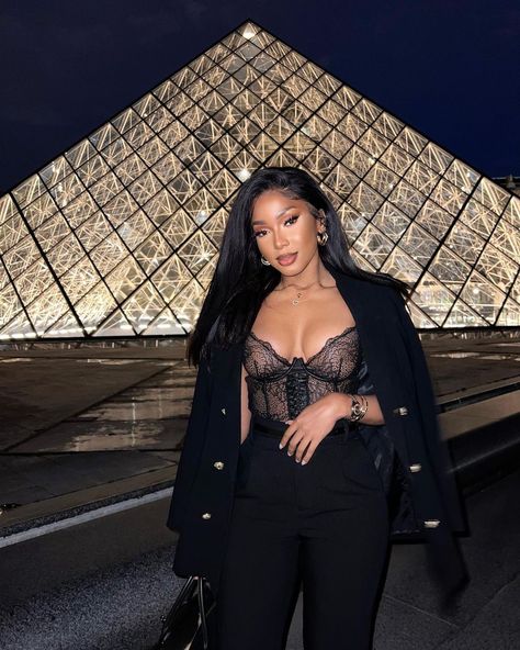 Black Luxury Outfits Classy, Classy Black Women Aesthetic Luxury, Black Leather Outfit For Women, Rich Woman Aesthetic Classy Dark, Nqobile Khwezi, Luxury Black Feminine Dress, French Dinners, Black Lingerie Outfit Baddie Aesthetic, Soft Feminine Outfits