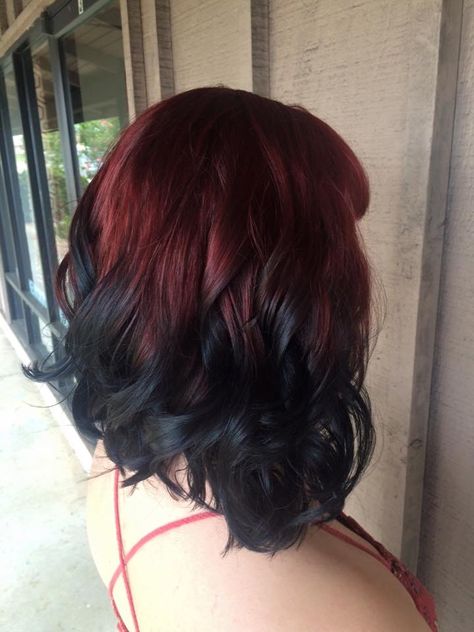 Red To Black Ombre Hair Reverse, Black And Red Ombre Hair Short, Dark Red Hair With Black Tips, Red Top Black Bottom Hair, Black To Red Ombre Hair Short, Red Hair With Black Tips Short, Ombre Dark Red Hair, Red Black Ombre Hair, Dark Wine Red Hair Short