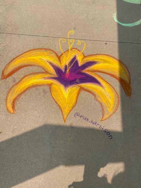 Rapunzel Crafts, Rapunzel Stuff, Tangled Painting, Tangled Sun, Tangled Flower, Flower Step By Step, Sunflower Drawing, Sun Painting, Parking Spot