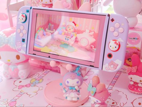 Kawaii Nintendo Switch, Kawaii Nintendo, Soft Kidcore Aesthetic, Kawaii Bedroom, Kawaii Games, Nintendo Switch Case, Video Game Room Design, Cat Moon, Nintendo Switch Accessories