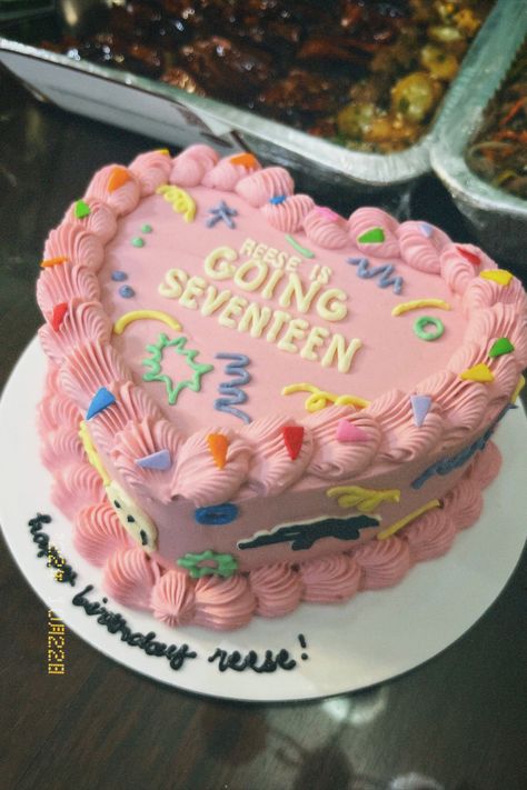 Seventeen Kpop Birthday Ideas, Seventeen Cakes Kpop, Seventeen Themed Party, Seventeen Kpop Birthday Cake Ideas, Going 17 Cake, Seventeen Bday Ideas, Seventeen Cake Design Kpop, Svt Cakes Ideas, Svt Inspired Cake