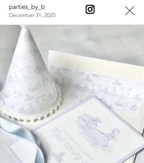 Modern Baby Shower Themes, Vintage First Birthday, Brittany Miller, Classy Baby Shower, Idee Babyshower, Baby Birthday Themes, Baby Dior, Toile Pattern, Baby Event