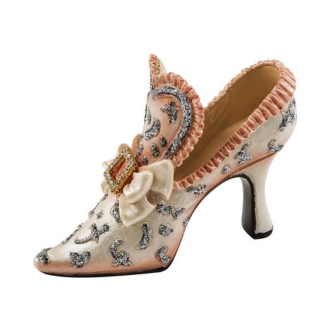 Chaussure miniature rose 1800s Shoes, 1890s Women, Rococo Shoes, 18th Century Shoes, Andrea Shoes, Century Shoes, Miniature Rose, Historical Shoes, Victorian Shoes