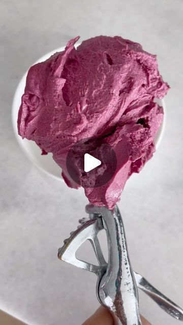 Gina Homolka - Healthy Recipes on Instagram: "Deeeeelish!!! Obsessed with this 5 ingredient Blueberry Frozen Yogurt made in my Ninja Creami! 🫐🍦

Comment ✨Blueberry✨ to get the recipe!

What flavor should I share next? Thinking pistachio? Or peach! 

https://www.skinnytaste.com/blueberry-frozen-yogurt/

#dessert #frozenyogurt #ninjacreami #blueberry #healthyrecipes #healthydessert" Blueberry Frozen Yogurt, Noom Meals, Frozen Yogurt Blueberries, Gina Homolka, Yogurt Dessert, Creami Recipes, Ninja Creami, I Ninja, 5 Ingredient