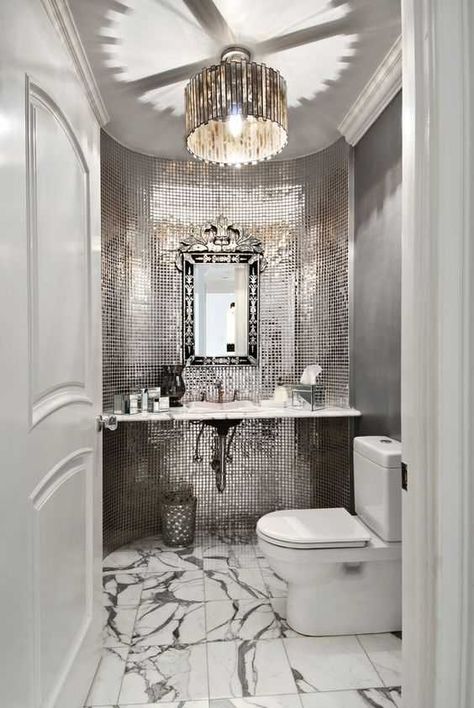 Glamour Bathroom, Countertop Inspiration, Minimal Bathroom, Glamorous Interiors, Tranquil Bedroom, Silver Bathroom, Bathroom Accessories Luxury, Warm Home Decor, Decorating Bathroom