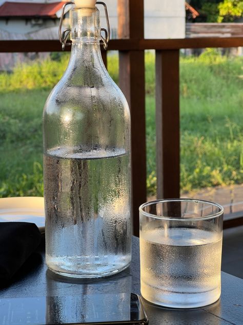 Bottle and glass of cold water in summer Cold Water Bottle Aesthetic, Glass Water Bottle Aesthetic, Water Bottle Aesthetic, Bottle Aesthetic, Glass Of Water, Aesthetic Life, Glass Water Bottle, House Stuff, In Summer