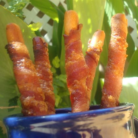 Bacon Wrapped Breadsticks Brown Sugar, Bacon Wrapped Pretzel Rods, Bacon Breadsticks, Bacon Wrapped Breadsticks, Crispy Breadsticks, Bacon Sticks, Crab Stick, Pretzel Rods, Candied Bacon