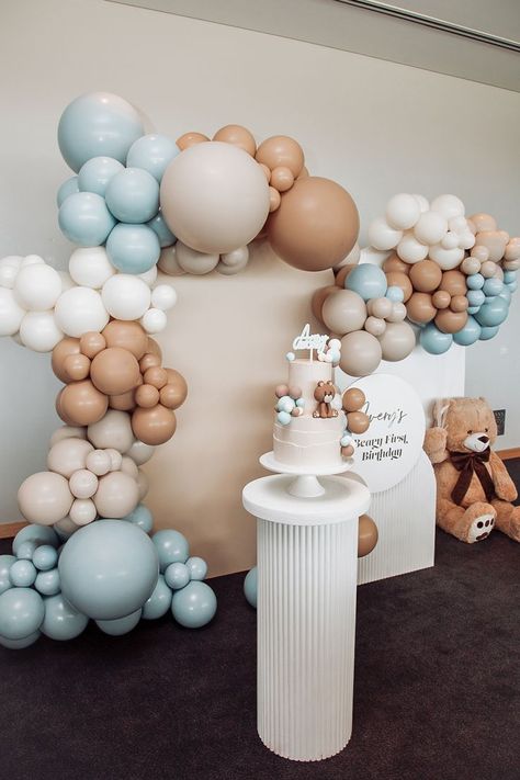 Beige, white and blue custom styled balloon garland backdrop Teddy Bear Birthday Decorations, Teddy Bear Birthday Theme, Beary First Birthday, First Birthday Balloons, Baby First Birthday Cake, Boys First Birthday Party Ideas, Boy Birthday Decorations, Teddy Bear Party, Teddy Bear Birthday