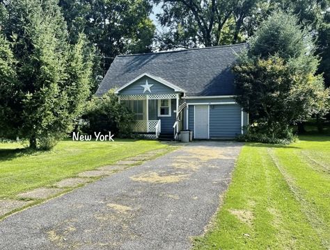 Circa 1930 New York Home For Sale $90K - Old Houses Under $100K 1930 New York, Cape Cod Style Home, New York Home, Usa House, Cape Cod Style House, Cape Cod Style, New York Homes, Minor League Baseball, Large Yard