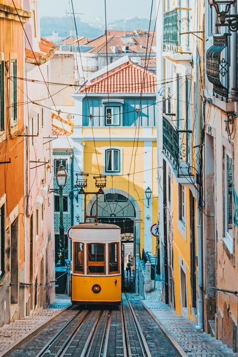 Lisbon Tram, European Bucket List, Things To Do In Lisbon, Cityscape Photography, European Destinations, Portugal Travel, Porto Portugal, Painting Wallpaper, Lisbon Portugal