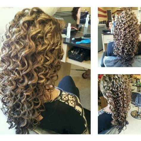 Spiral perms Big Curl Perms For Long Hair, Home Perm Big Curls Diy, Diy Perm At Home Curls, Loose Spiral Perm Long Hair, Long Hair Perm Before And After, Big Curl Perm, Tight Perm, Spiral Perms, Curl Perm