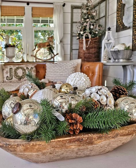 Do you have a love for classic Christmas decorations? The Christmas season is filled with holiday traditions and nostalgia. One of the best ways to capture that classic charm is by decorating your home with cherished vintage decor. Christmas Bread Bowl Decor, Vintage Wooden Crates, Vintage Ice Skating, Vintage Nutcrackers, Vintage Crock, Vintage Sled, Classic Christmas Decorations, Holiday Greenery, Miniature Christmas Trees