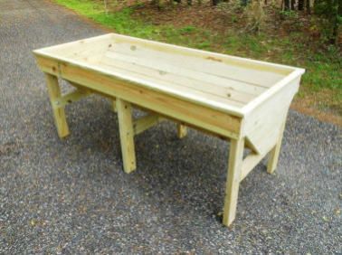 How to build a Raised Trug Planter. Trough Design. DIY Plans Veg Planters, Veg Trug, Raised Garden Planter, Wooden Arches, Planter Trough, Planter Box Plans, Backyard Covered Patios, Raised Garden Bed Plans, Raised Bed Garden Design