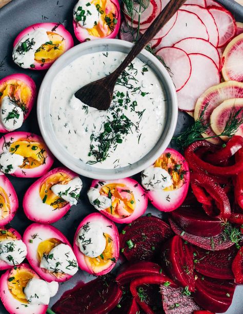 Beet Pickled Eggs, Pickled Eggs Recipe, Yellow Mustard Seeds, Pickled Eggs, Sour Cream Sauce, Steamed Eggs, Prepared Horseradish, Horseradish Sauce, Pickled Beets