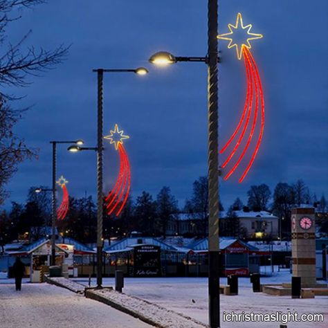 Exterior Christmas Lights, Christmas Trees For Sale, Snowflake Christmas Lights, Commercial Christmas Decorations, Outside Christmas Decorations, Hanging Christmas Lights, Christmas Tree Sale, Classic Wedding Decorations, Christmas Light Displays