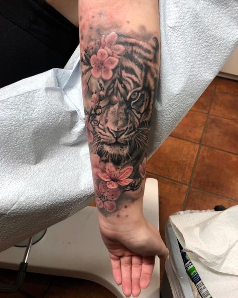 Tiger Forearm Tattoo, Inspiring Tattoos, Japanese Tiger Tattoo, Fireplace Tv Wall Decor, Cherry Tattoos, Inner Forearm Tattoo, Room 2023, Chest Press, Forarm Tattoos