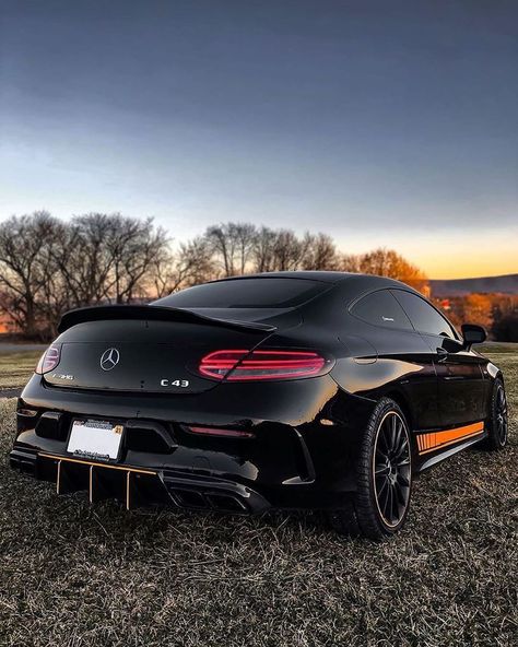 The BEST or NOTHING on Instagram: “C43 AMG 💛🖤 Rate it from 1-100👇 📷 @amgenetics_ ————————————————————————…” Mercedes Benz Wallpaper, Living In Car, C43 Amg, Amg Car, Amg Mercedes, Mercedes Benz C63, Benz Mercedes, Top Luxury Cars, Luxurious Cars