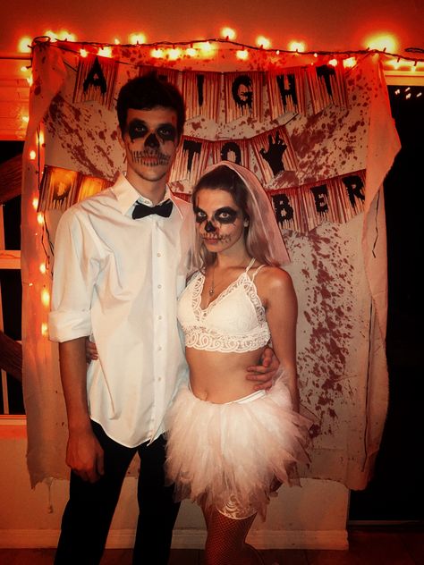 Corpse Bride And Groom Halloween, Bride And Groom Halloween, Skeleton Bride And Groom, Couple Halloween Costume, Skeleton Bride, Corpse Bride, Couple Halloween, Couple Halloween Costumes, Bride And Groom