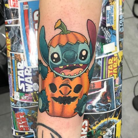 Stitch Halloween Tattoo, Disney Halloween Tattoos, Spooky Stitch, Pumpkin Tattoo, Stitch Tattoo, Vegan Tattoo, Halloween Tattoo, Halloween Tattoos, Disney Tattoos