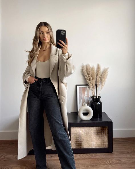 Stylish Women Outfits, Lily Clark, Outfit Trabajo, Hm Outfits, Look Office, Fashionably Late, Winter Attire, Casual Chique, Ootd Inspo