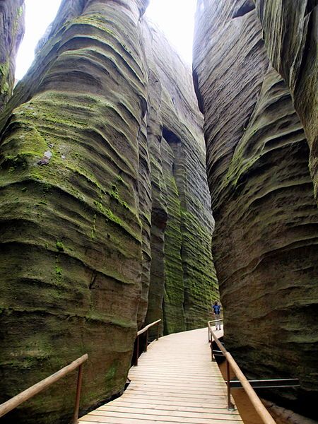 Stairway in the rocks of Teplické skály (East Bohemia), Czechia Gothic Gate, Czech Republic Travel, Rock Formations, Elba, Places Around The World, Walkway, Cruises, Travel Around The World, Travel Around