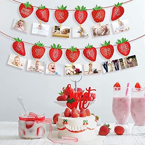 12 Month Photo Display, Fruit Party Decorations, Berry 1st Birthday, Baby First Birthday Themes, Monthly Photo Banner, Birthday Photo Banner, First Birthday Party Decorations, 1st Birthday Party Themes, Strawberry Party