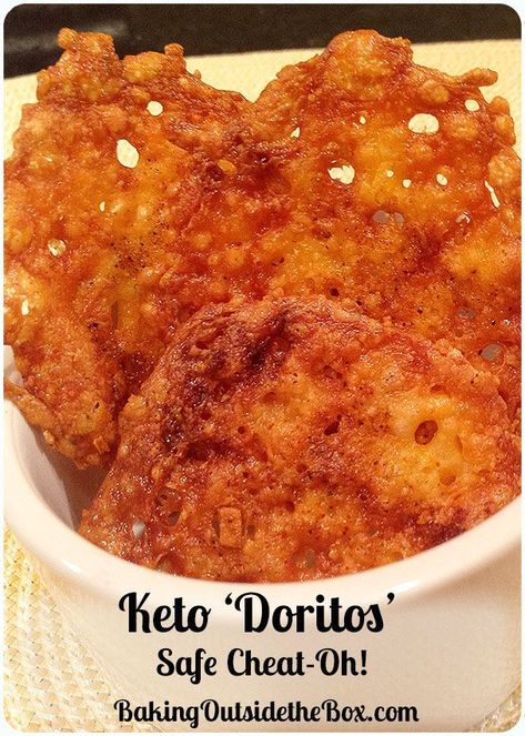 Dorketos Chips : An easy and safe cheat recipe for low carbers created by nerdy game designers. (keto Doritos) #lowcarb #keto #ketosnacks Keto Doritos, Keto Apps, Keto Chips, Keto Crackers, Cheese Snack, Low Carb Snack, Cheese Crisps, Colby Jack, Keto Pancakes