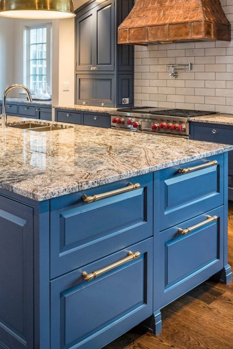 Kitchen With Blue Cabinets, Blue Kitchen Paint, Navy Blue Kitchen Cabinets, Dark Blue Kitchens, Blue Kitchen Designs, Blue Kitchen Island, Light Blue Kitchens, Navy Blue Kitchen, White Subway Tile Backsplash